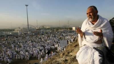 شركات الطيران الخاصة تسير 11 رحلة لنقل 1700 معتمر للسعودية