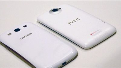 «هاكرز» يبتكرون طرقا جديدة لاختراق هواتف «سامسونج» و«إتش تي سي»