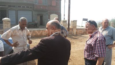 محافظ دمياط يشكل لجنة لإنهاء مشكلة انقطاع المياه بميت أبوغالب