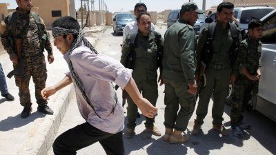 سوريا: مجلس الرقة يعفو عن 83 سجينًا داعشيًا لإبداء حسن النوايا