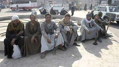 تسجيل 200 ألف عامل غير منتظم بالقوى العاملة في قنا