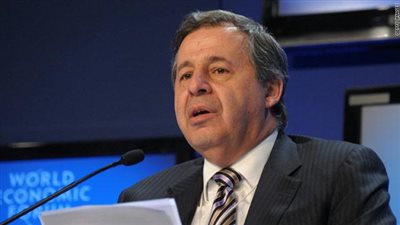 بلاغ للنائب العام يتهم وزير الصناعة الأسبق بالخيانة