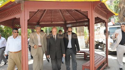 محافظ الجيزة يتفقد رفع كفاءة شوارع حي جنوب