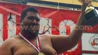 عامل بشركة غزل المحلة يغزو المصارعة العالمية