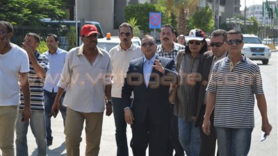 بالصور.. القصاص يتفقد تركيب كاميرات المراقبة الإلكترونية بشوارع الإسماعيلية