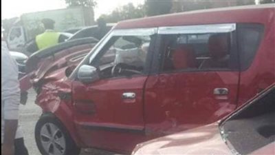 إصابة 8 أشخاص بحادث تصادم 5 سيارات أعلى الطريق الدائري بالتجمع (صور)