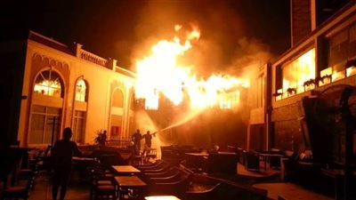 إخماد حريق داخل مطعم شهير بعابدين