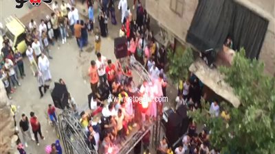 بالفيديو.. «مافيا الوراق» تفتتح مهرجان العيد بـ«الشماريخ والبلالين»