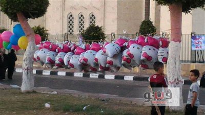 20 صورة ترصد تحول شوارع بورسعيد لـ «قوس قزح» أول أيام العيد