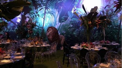 بالصور.. عروسان يحولان حفل زفافهما إلى غابة بلبنان