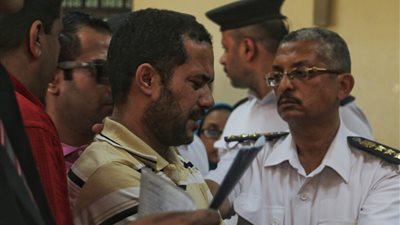 تأجيل محاكمة «أمين الشرطة» المتهم بقتل بائع «الرحاب» لـ 11 يونيو