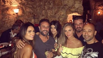 بالصور.. نيكول سابا تحتفل بعيد ميلادها مع أصدقائها