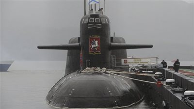 غواصة نووية روسية جديدة تجتاز التجارب الهيدروليكية بنجاح