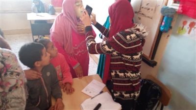 قوافل جامعة القناة تعالج ٧٥٣ حالة بالسويس