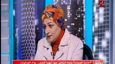 أشهر خاطبة على فيس بوك تكشف أكثر الفئات إقبالا على الزواج