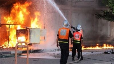 إخماد حريق داخل ورشة في دمياط