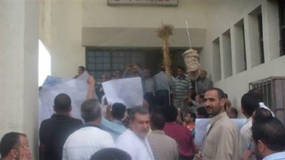 تجمهر 600 من أصحاب مخابز المنيا أمام 
