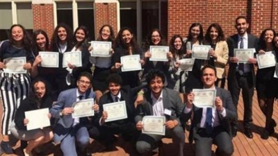 طلاب الجامعة الأمريكية يفوزون بنموذج الأمم المتحدة الدولي (CIMUN)