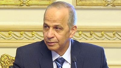 محافظ القليوبية يستقبل وفدا كنيسيا لتقديم التهنئة بعيد الفطر