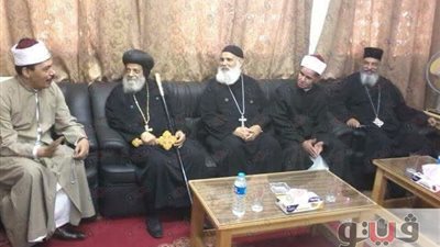 بالصور.. وفد الكنيسة في البحر الأحمر يهنئ وكيل الأزهر بعيد الفطر