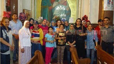 بالصور ..وفد من «مستقبل وطن» بالإسكندرية يزور كنيسة العذراء بكليوباترا