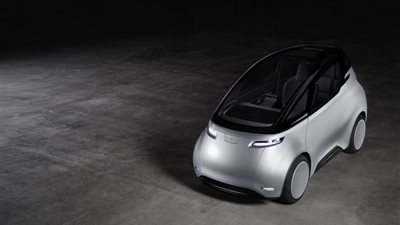 السويد تصمم سيارة كهريائية بسقف بانورامي