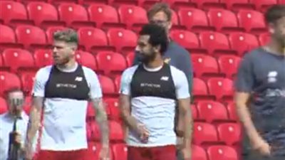 صلاح يشارك في تدريبات ليفربول استعدادا لريـال مدريد (فيديو)