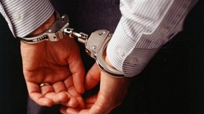 ضبط متسولين ينتحلان صفة عمال نظافة بالجيزة