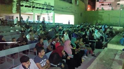 بعد توقف 5 سنوات.. مسرح البدرشين يعود بـ«جزيرة القرع» (صور)