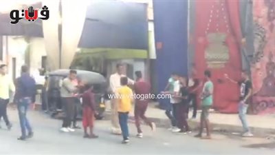 بالفيديو.. شباب يرقصون على الأغاني الشعبية بحلوان احتفالا بالعيد