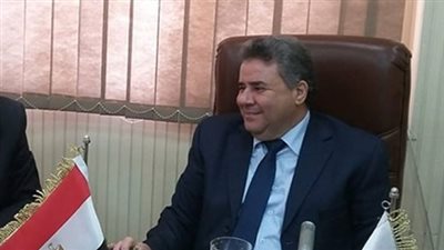 صرف يومين حافز للعاملين بمستشفى جامعة بنها