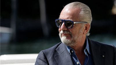 رئيس نابولي: كنا الأحق بالفوز بالدوري الإيطالي