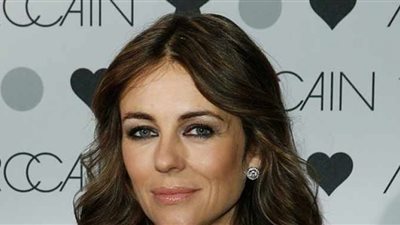 اليزابيث هيرلي: أحلم بنزهة في النيل وتصوير فيلم بالقاهرة