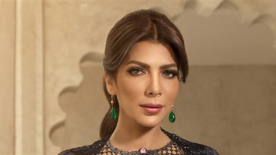 أصالة تصل مطار القاهرة بعد إطلاق سراحها في بيروت من تهمة الكوكايين