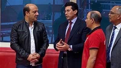 وزيرا الرياضة والآثار يلتقيان منتخب الجمباز ويبحثان إقامة بطولة بالأهرامات