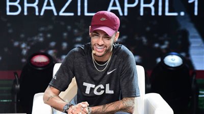 «نيمار» يشارك في تدريبات المنتخب البرازيلي استعدادا للمونديال