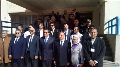 وزير التعليم العالي يزور مستشفى أورام الأطفال والدكتور المعتدي عليه بالإسكندرية