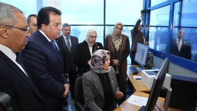 وزير التعليم العالي يشهد حفل ختام المدارس الصيفية والشتوية