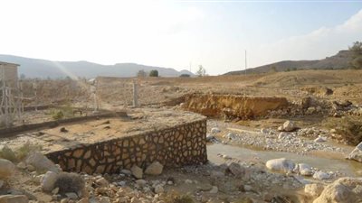 بسبب السيول.. صيانة تلفيات وادى الجديرات بوسط سيناء |صور