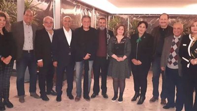 إلهام شاهين وكبار السينمائيين يشيدون ببرنامج مهرجان شرم الشيخ