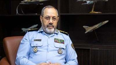 طهران تكشف عن خطة لتصنيع مقاتلات 