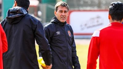 أحمد الشيخ يدخل حسابات 