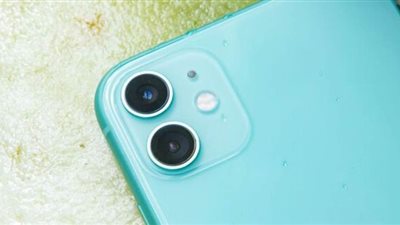 أبل تتجه للتخلص من معالجات إنتل والتحول لـ AMD في حواسيبها