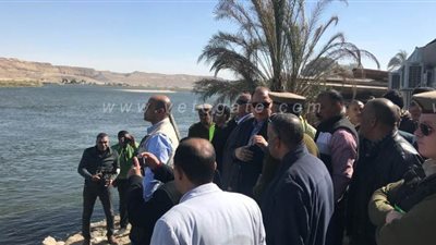 وزير النقل يتفقد أعمال تنفيذ المرحلة الأولى لمشروع محور ديروط الحر من أسيوط