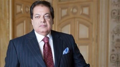 أبو العينين يعرض برنامجه الانتخابي على معلمي الجيزة