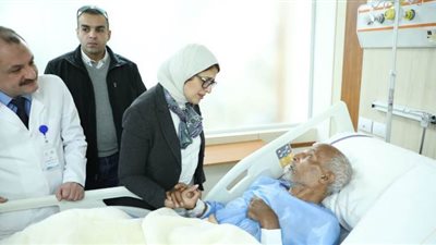 هالة زايد: رقابة صارمة على الخدمات الطبية في التأمين الصحي الشامل 