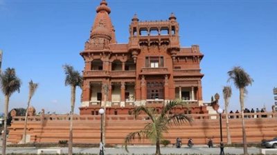 قبل افتتاحه رسميا.. 10 صور ترصد ترميم قصر البارون