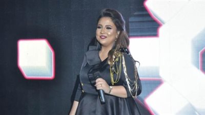 مي كساب تهاجم حسن شاكوش: 