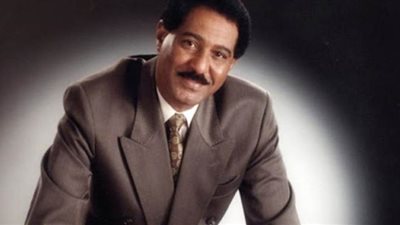 وفاة الفنان السوداني عبد العزيز المبارك