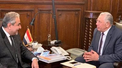 نقيب البيطريين عضوا بمجلس إدارة 